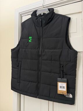 New The North Face Black Puffer Vest men’s L